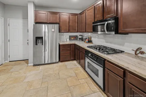 $1,380,000 | 13050 Jicama Terrace, San Diego, CA 92130