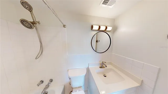 a view of an buildings with swimming pool