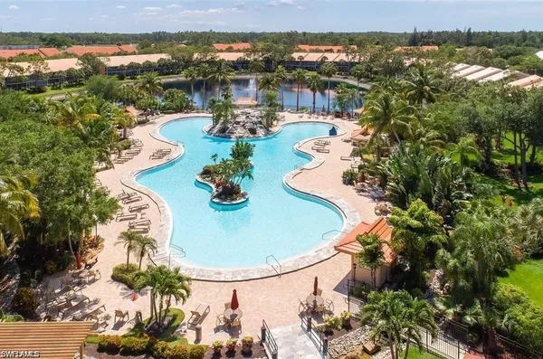 $1,900 | 1615 Windy Pines Drive, Unit 10, Naples, FL 34112