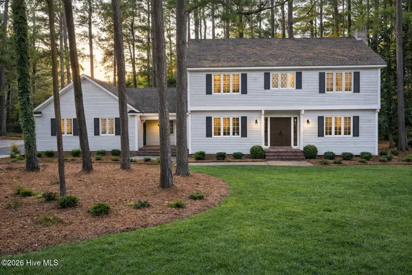 $345,000 | 511 South Wilkinson Drive, Laurinburg, NC 28352