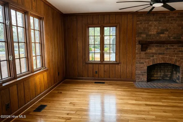 $345,000 | 511 South Wilkinson Drive, Laurinburg, NC 28352