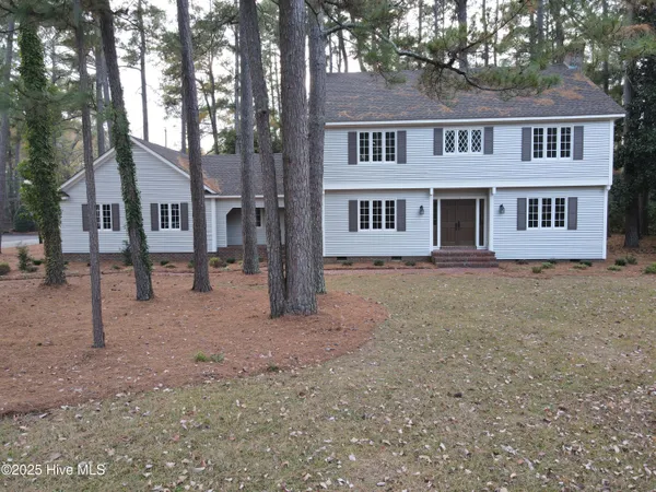 $345,000 | 511 South Wilkinson Drive, Laurinburg, NC 28352