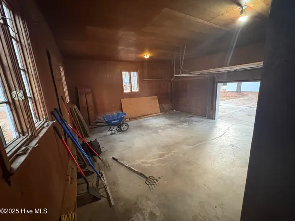 $345,000 | 511 South Wilkinson Drive, Laurinburg, NC 28352