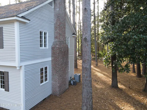 $345,000 | 511 South Wilkinson Drive, Laurinburg, NC 28352
