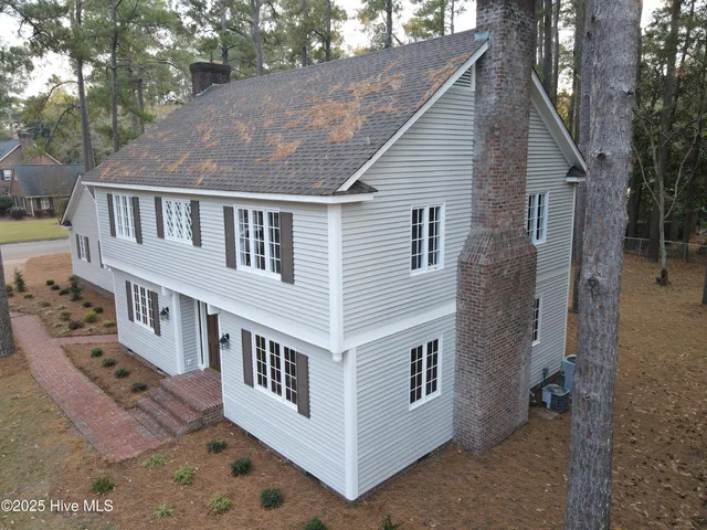 $367,725 | 511 South Wilkinson Drive, Laurinburg, NC 28352