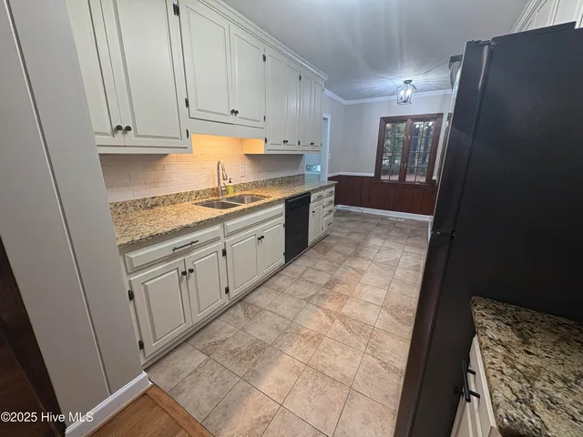 $367,725 | 511 South Wilkinson Drive, Laurinburg, NC 28352