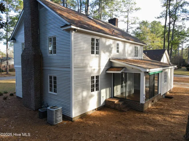 $367,725 | 511 South Wilkinson Drive, Laurinburg, NC 28352