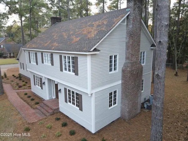 $345,000 | 511 South Wilkinson Drive, Laurinburg, NC 28352