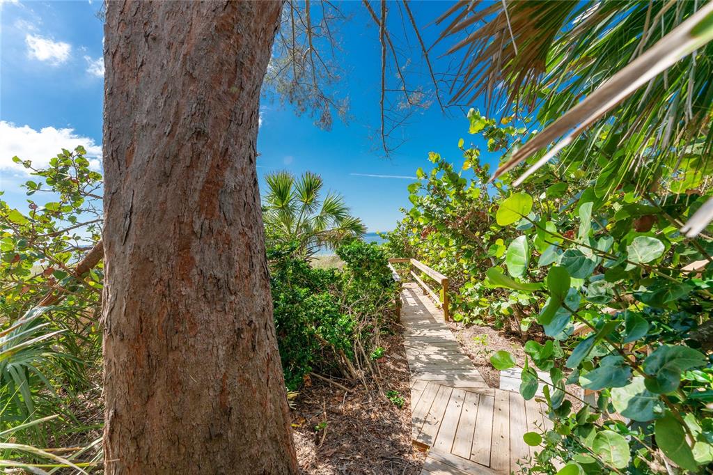 6580 Manasota Key Road Englewood, FL 34223 - Photo 24 of 95