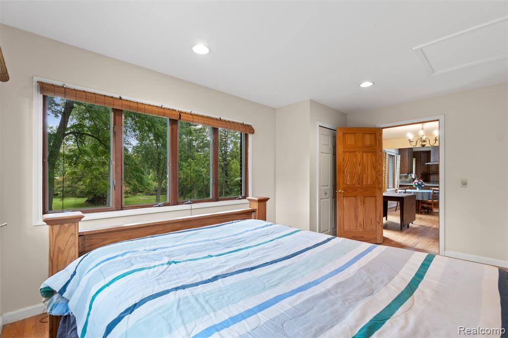 38481 Riverside Drive Clinton Township, MI 48036 - Photo 21 of 49 Gallery Image 21