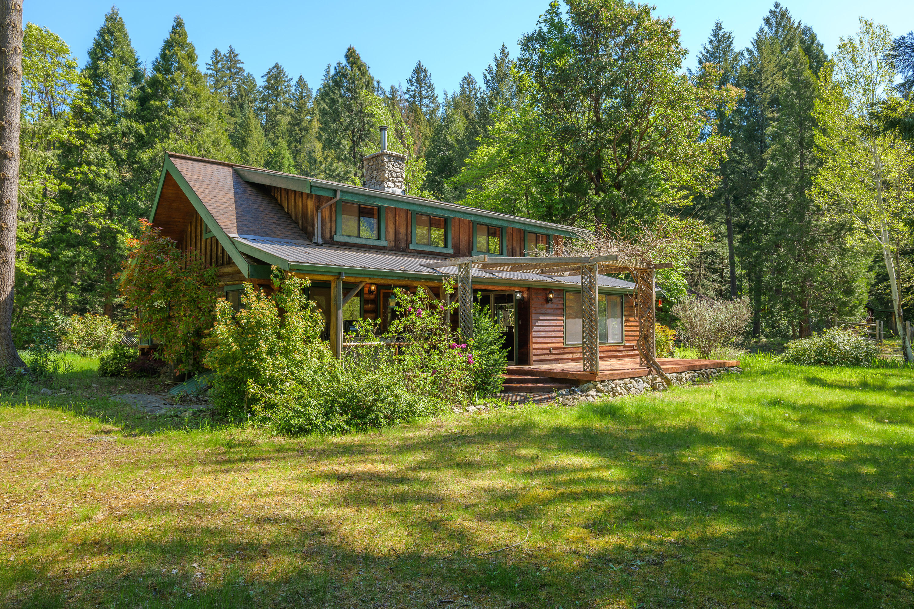 8501 Deer Creek Road Selma, OR 97538 - Photo 2 of 74
