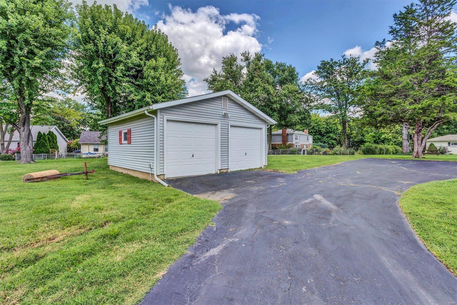 4515 Mattis Road St. Louis, MO 63128 - Photo 11 of 25 Gallery Image 11