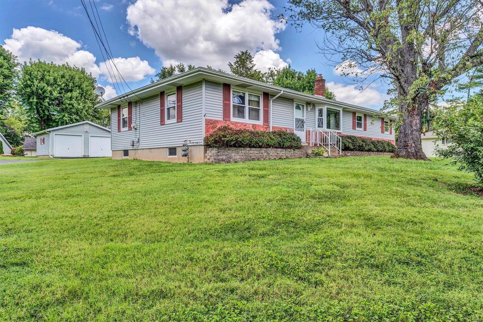 4515 Mattis Road St. Louis, MO 63128 - Photo 3 of 25 Gallery Image 3