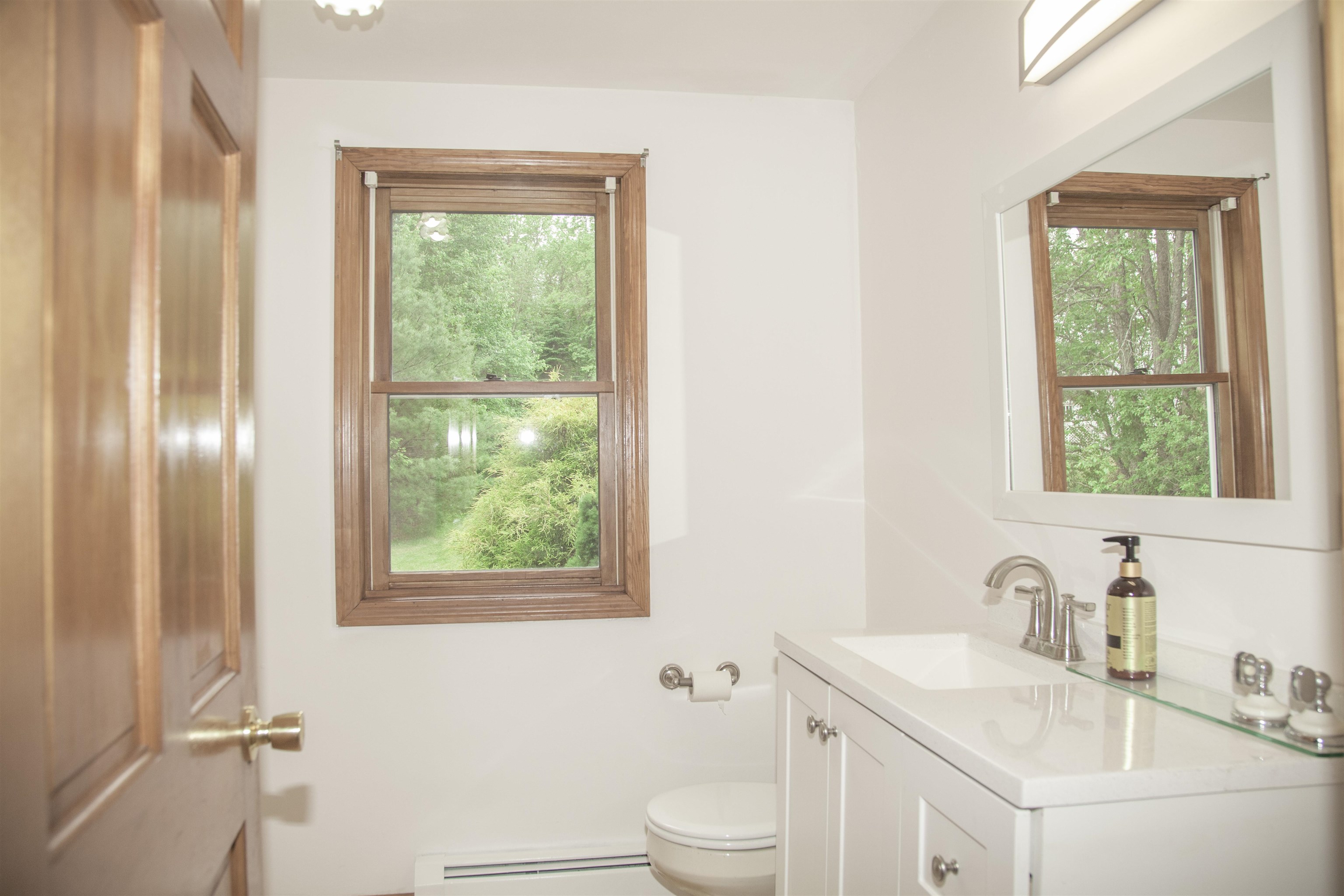 4 Bingham Circle Sandown, NH 03873 - Photo 17 of 23