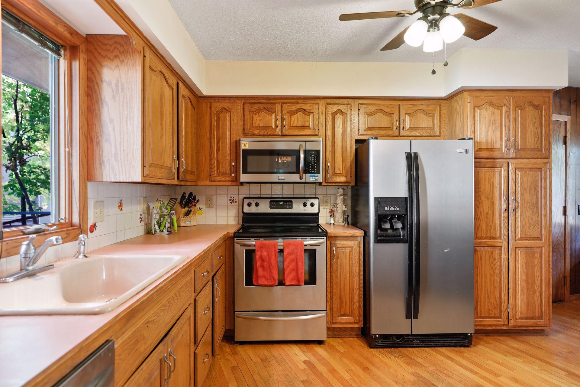 860 Windjammer Lane Orono, MN 55364 - Photo 8 of 27