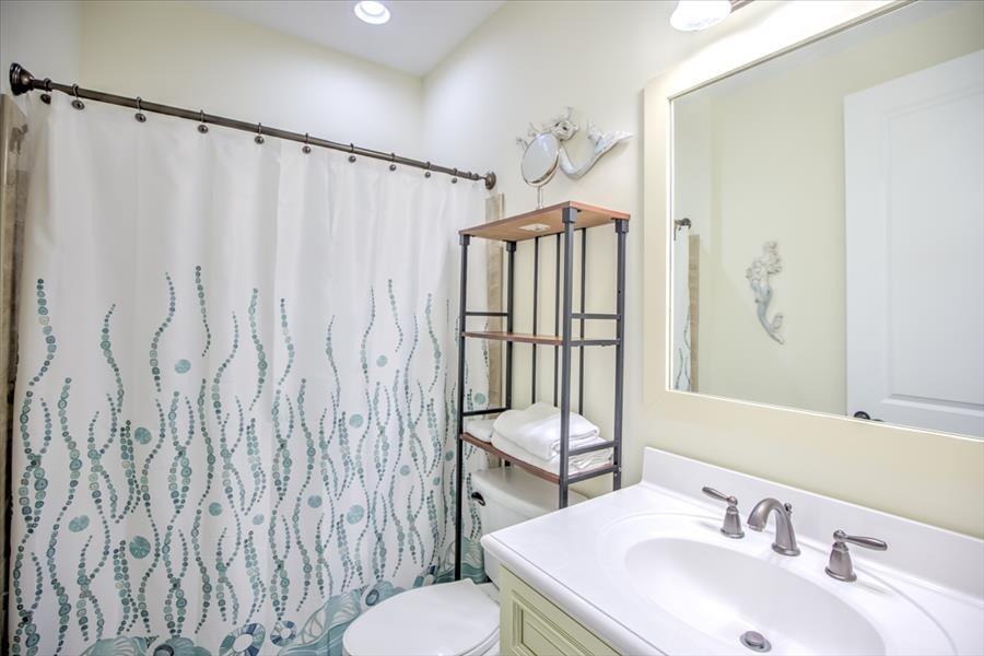 227 Sombrero Beach Road, Unit 1 Marathon, FL 33050 - Photo 29 of 33 3232-227-1 Sombrero Rd-29