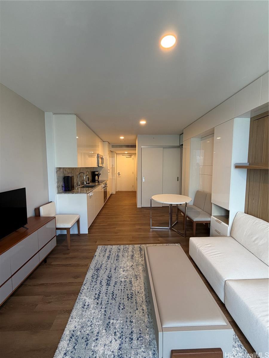 287 Queen Street, Unit 3710 Honolulu, HI 96813 - Photo 4 of 9