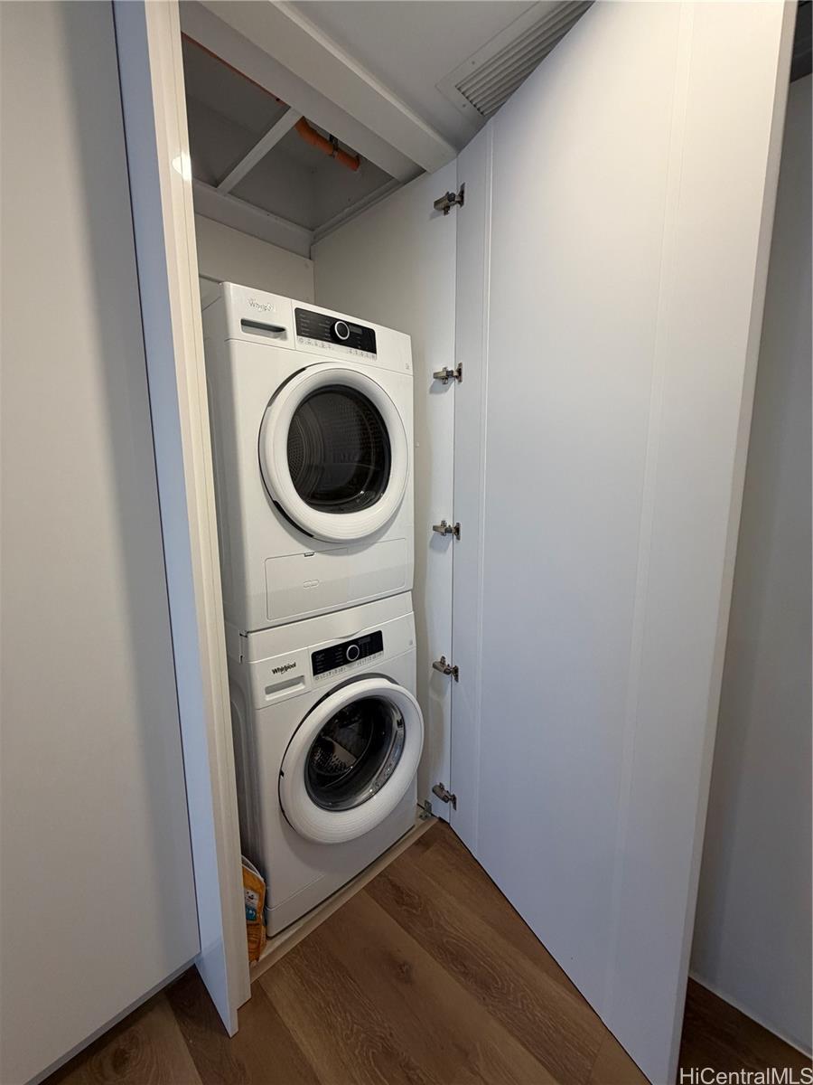 287 Queen Street, Unit 3710 Honolulu, HI 96813 - Photo 8 of 9