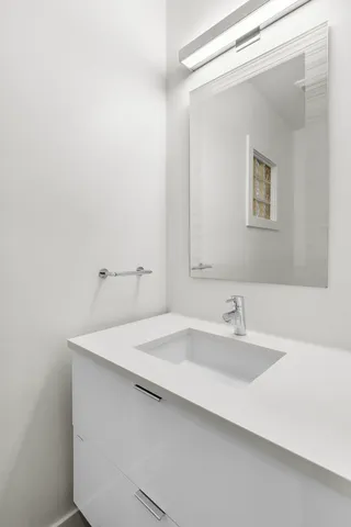 $12,500 | 1618 West Pierce Avenue, Chicago, IL 60622