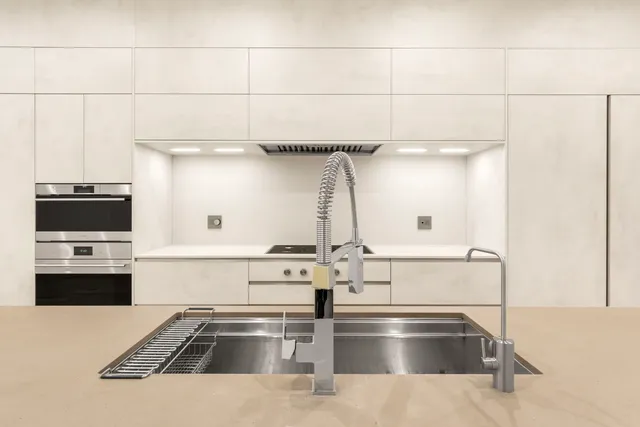 $12,500 | 1618 West Pierce Avenue, Chicago, IL 60622