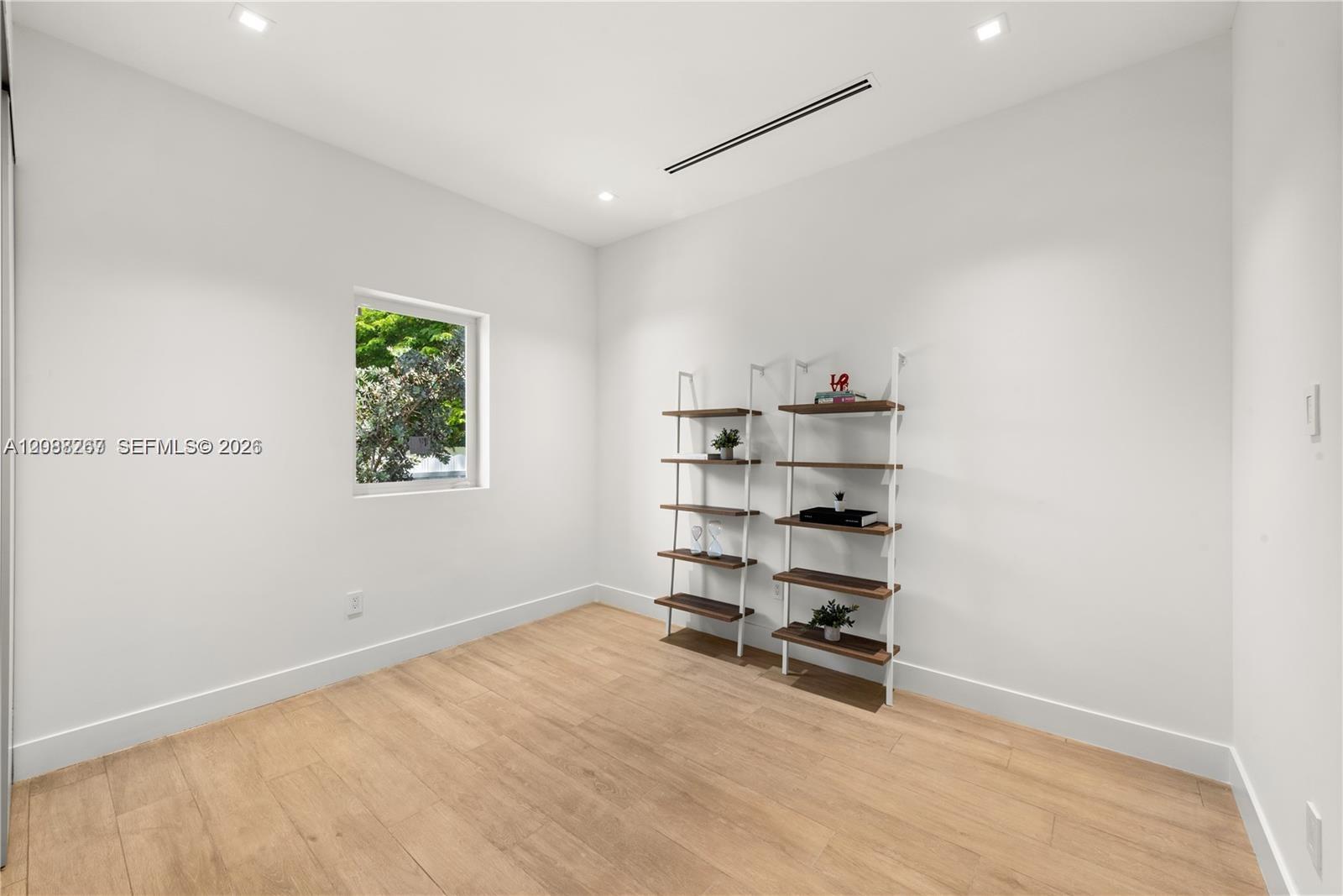 270 Southwest 29th Road Miami, FL 33129 - Photo 31 of 54 Gallery Image 31