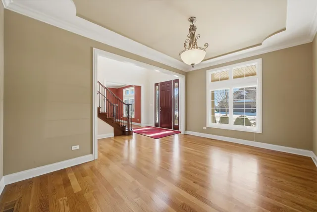 $1,000,000 | 12674 Waterford Drive, Lemont, IL 60439