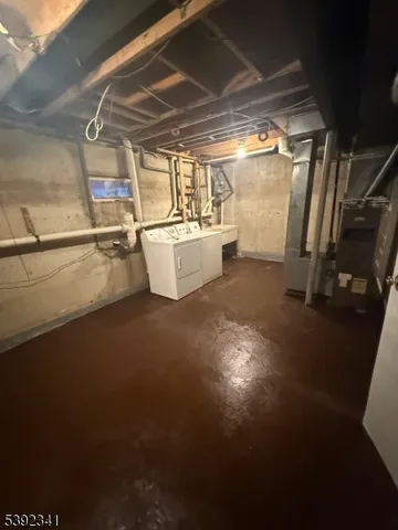 a view of parking area