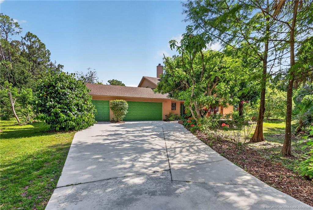 11145 Southwest Meadowlark Circle Stuart, FL 34997 - Photo 4 of 107