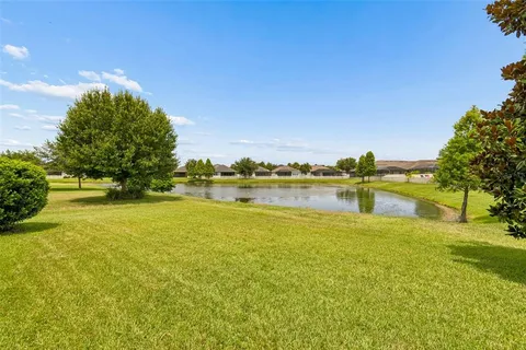 $549,900 | 17566 Buckingham Garden Drive, Lithia, FL 33547