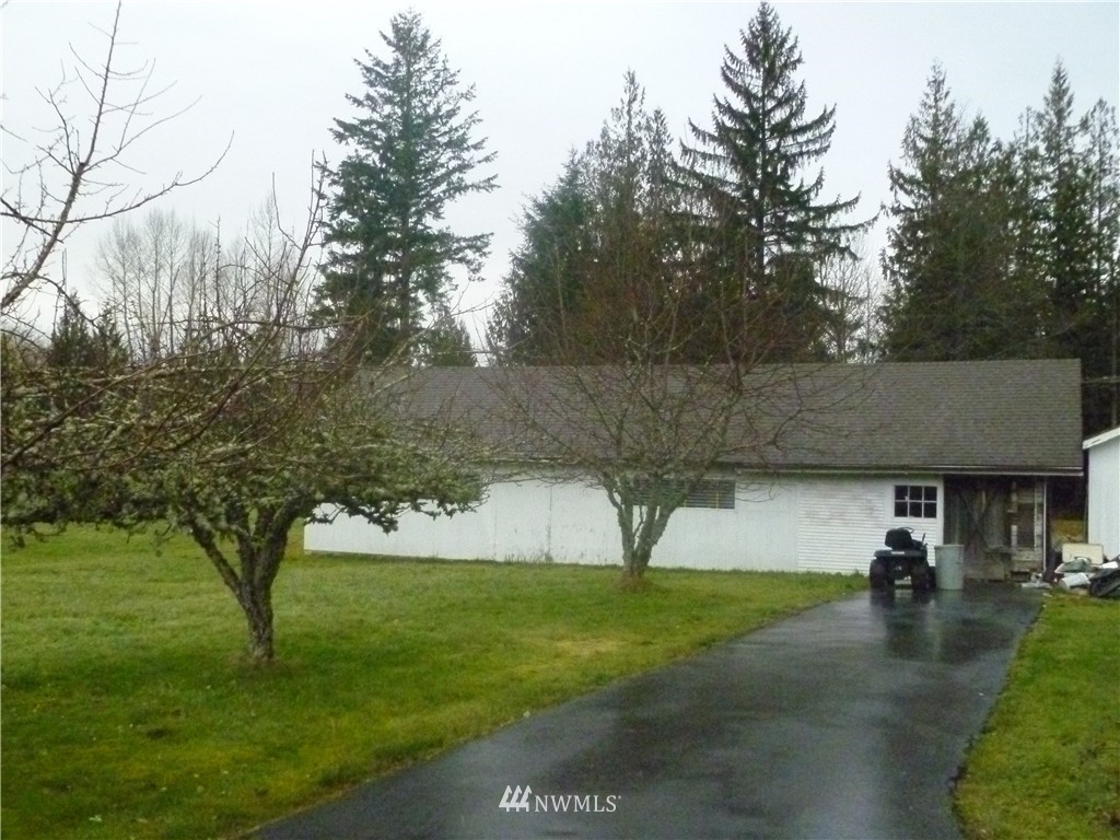 3760 East Smith Road Bellingham, WA 98226 - Photo 3 of 15 Gallery Image 3