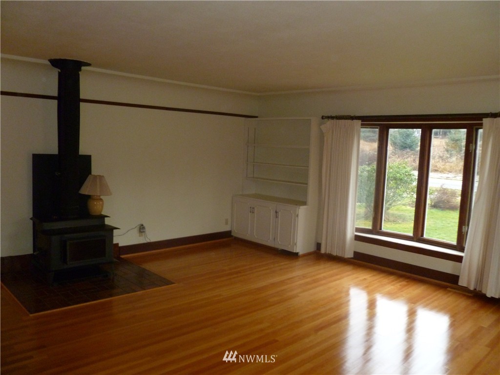 3760 East Smith Road Bellingham, WA 98226 - Photo 5 of 15 Gallery Image 5