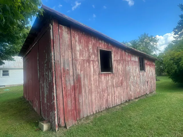 $149,900 | 4048 Bankers Road, Hillsdale, MI 49242