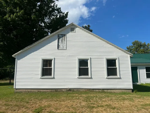 $149,900 | 4048 Bankers Road, Hillsdale, MI 49242