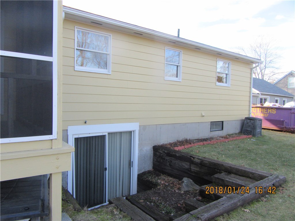 1216 Logee Street Woonsocket, RI 02895 - Photo 5 of 25 Gallery Image 5