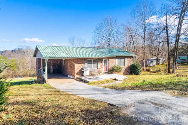 $199,000 | 225 Baxter Street, Morganton, NC 28655