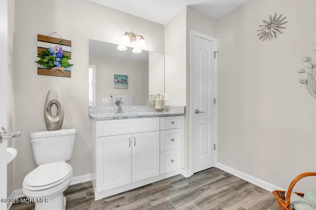 $550,000 | 17 Green Tree Circle, Hazlet, NJ 07730