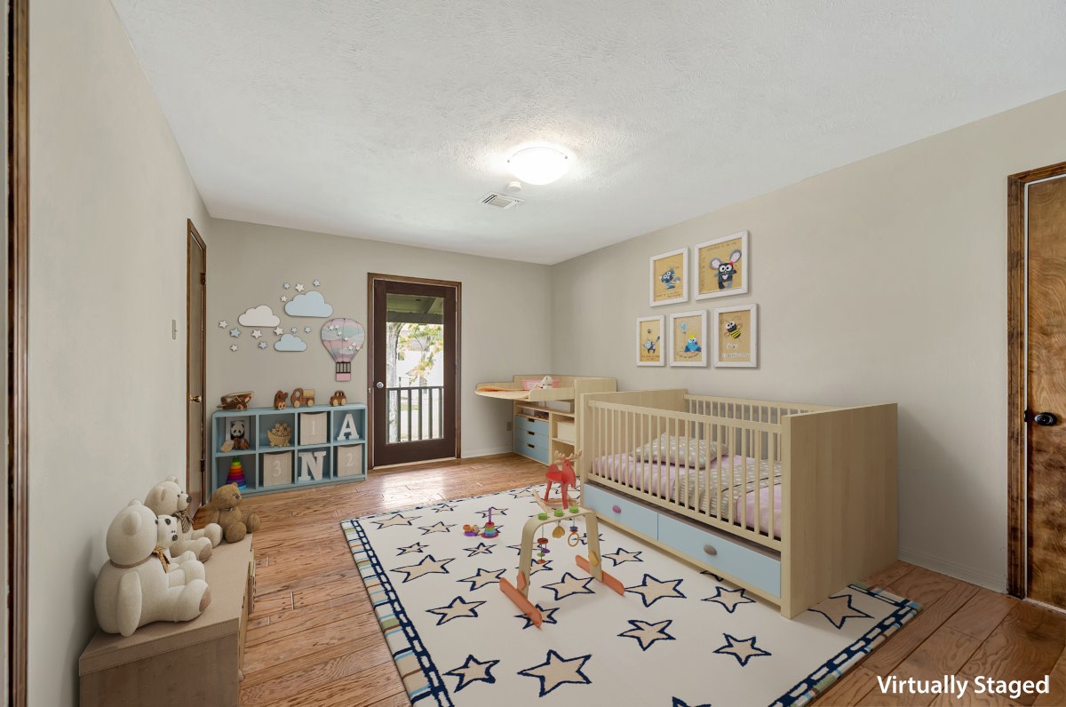 822 Devonport Lane Seabrook, TX 77586 - Photo 35 of 50 a living room with furniture and a wooden floor