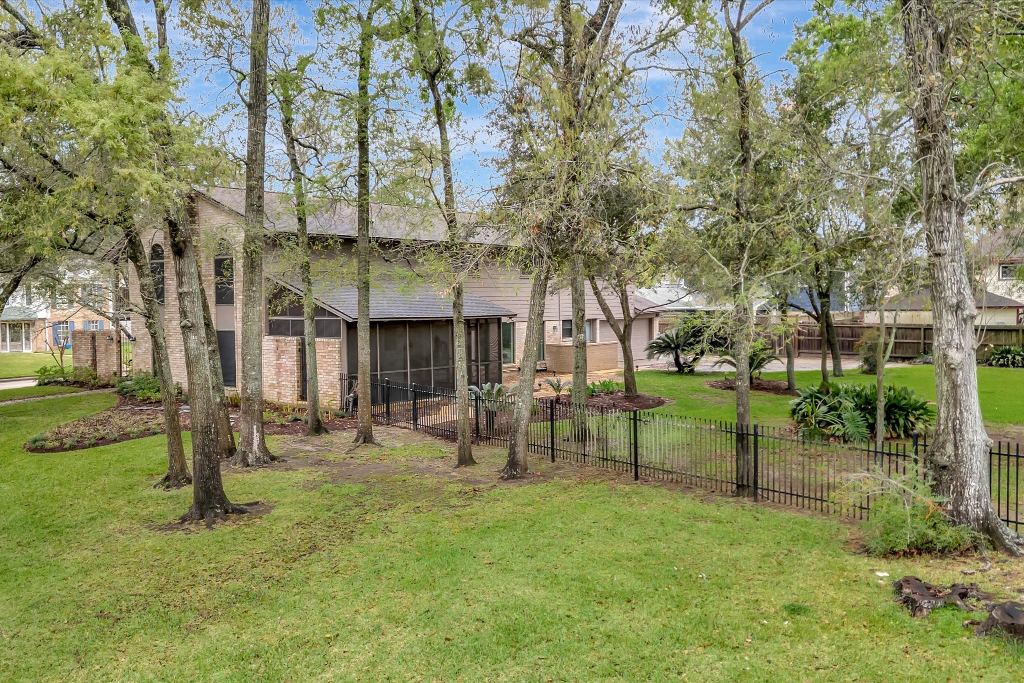 822 Devonport Lane Seabrook, TX 77586 - Photo 9 of 50 a view of a park with swings and slides