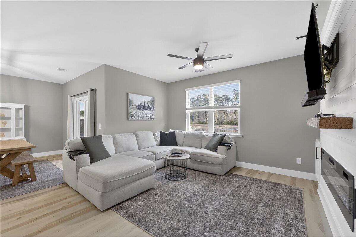 434 Cedarview Road Summerville, SC 29486 - Photo 17 of 37 17-Square One Team - DSC03994