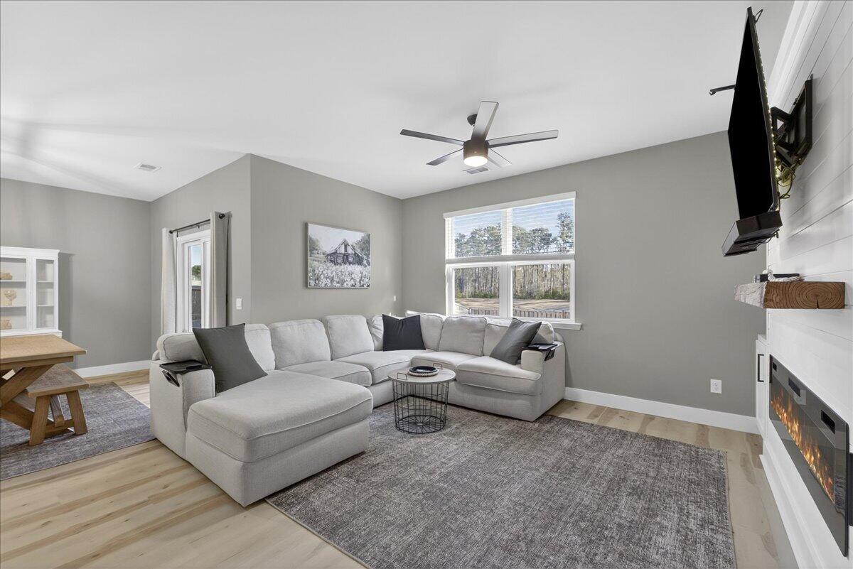 434 Cedarview Road Summerville, SC 29486 - Photo 18 of 37 18-Square One Team - DSC03994a