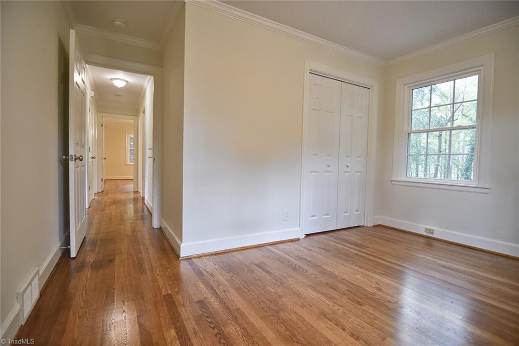 1516 Sharon Road Winston-Salem, NC 27103 - Photo 11 of 25 Gallery Image 11