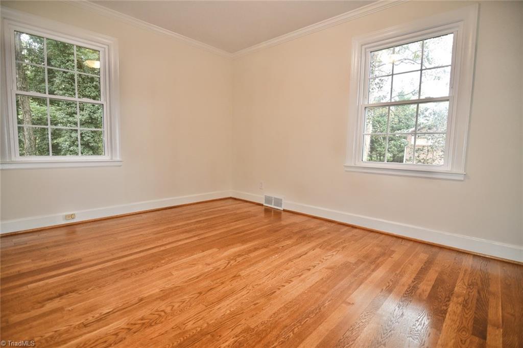 1516 Sharon Road Winston-Salem, NC 27103 - Photo 12 of 25 Gallery Image 12