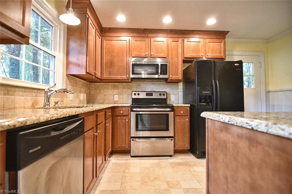 1516 Sharon Road Winston-Salem, NC 27103 - Photo 15 of 25 Gallery Image 15