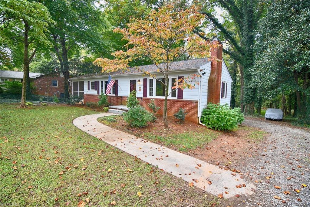 1516 Sharon Road Winston-Salem, NC 27103 - Photo 3 of 25 Gallery Image 3