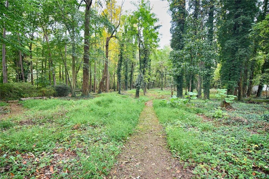 1516 Sharon Road Winston-Salem, NC 27103 - Photo 24 of 25 Gallery Image 24