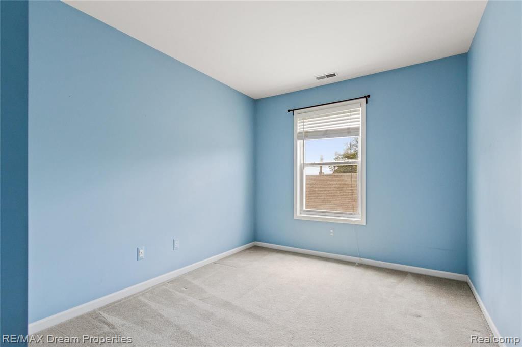 21509 Garrison Street Dearborn, MI 48124 - Photo 11 of 24