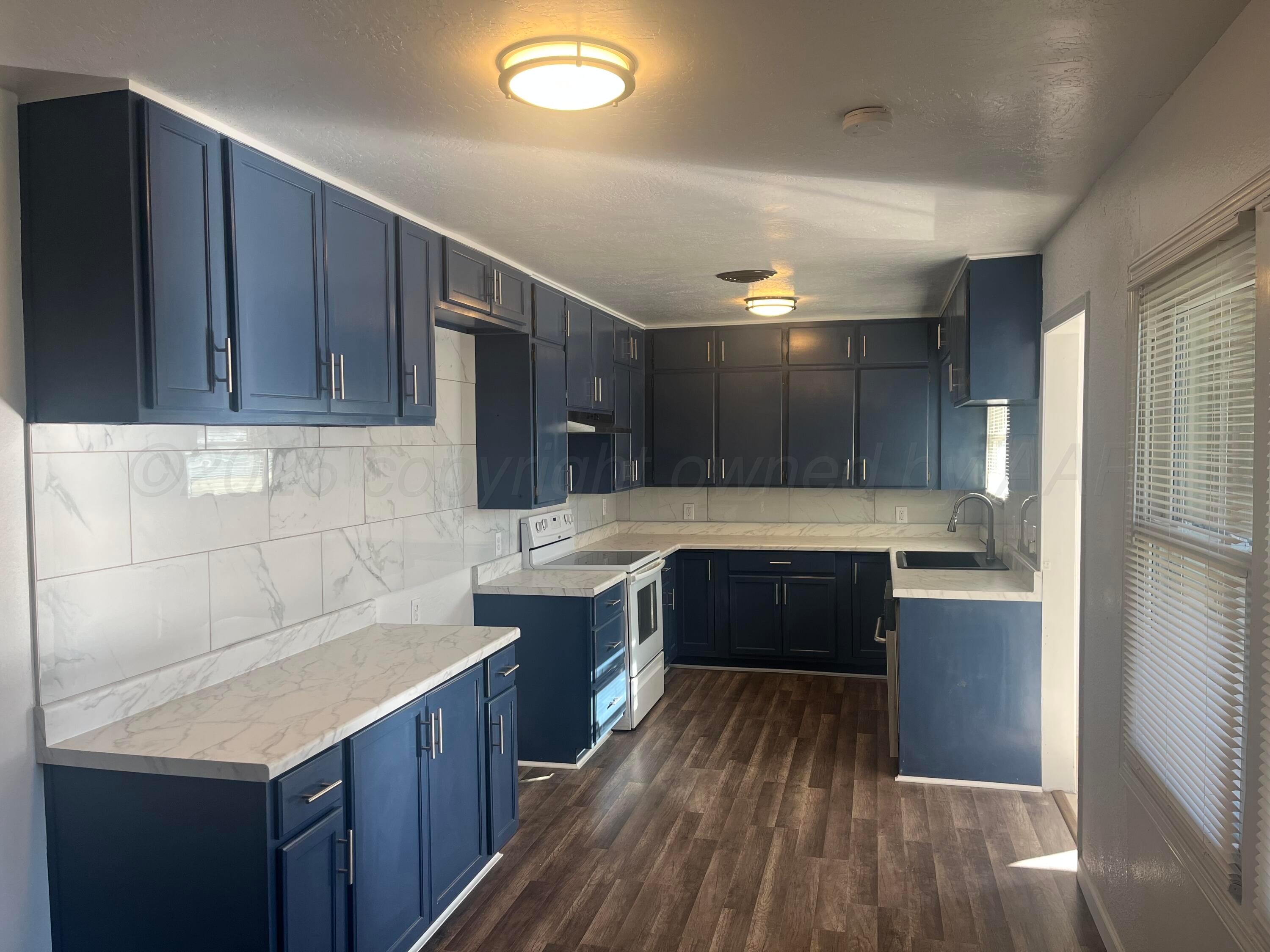 1902 Rogers Street Amarillo, TX 79106 - Photo 14 of 20 IMG_9105