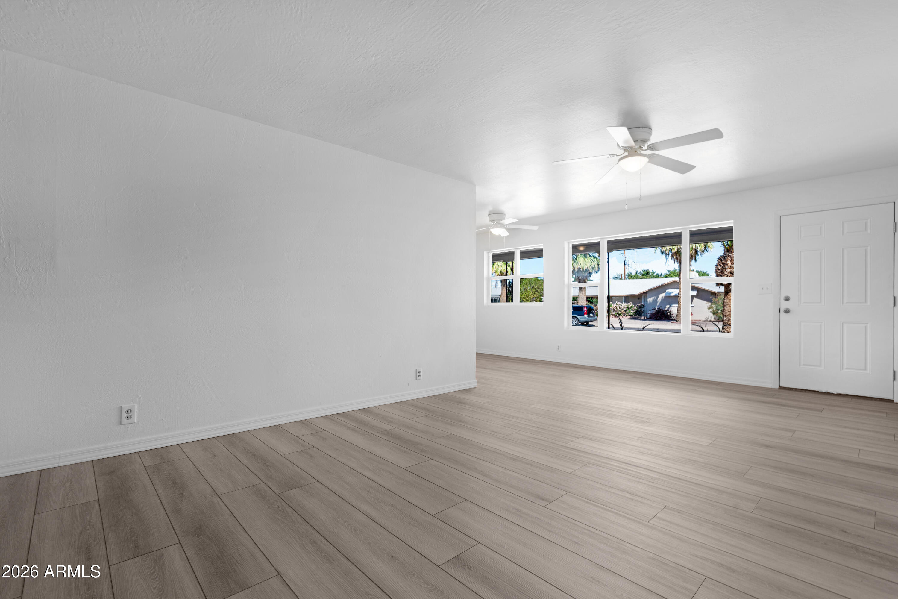 5437 East Butte Street Mesa, AZ 85205 - Photo 10 of 42 Living 4