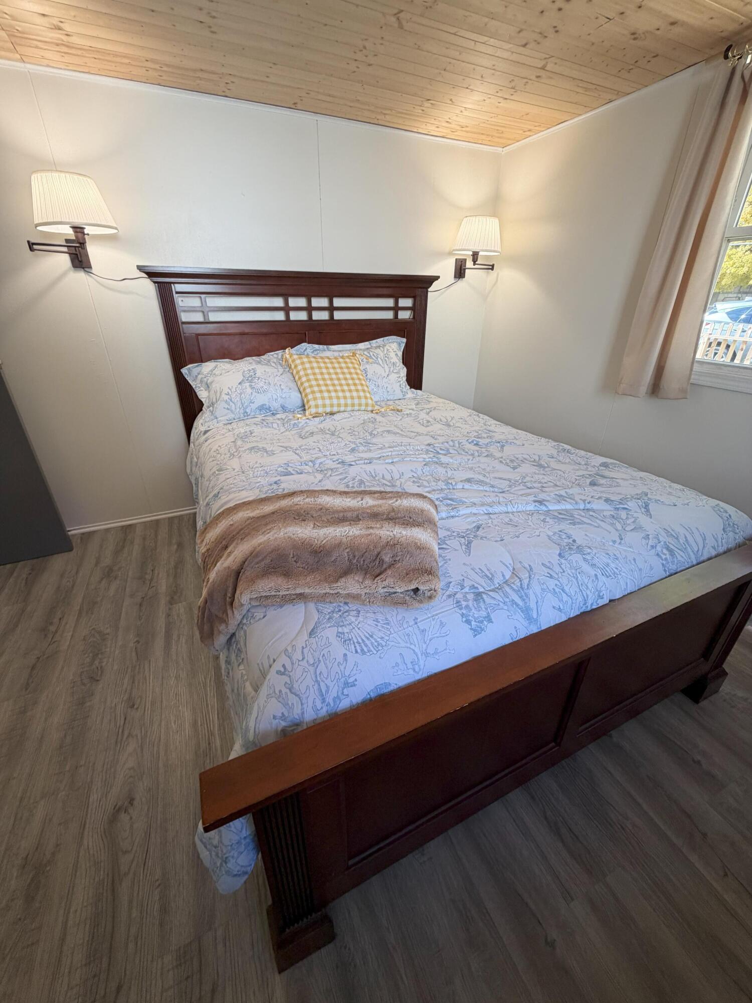 2414 Ohio Street Michigan City, IN 46360 - Photo 7 of 11 1500x2000