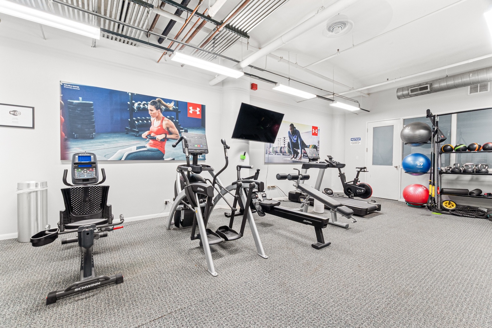 801 South Wells Street, Unit 503 Chicago, IL 60607 - Photo 15 of 21 a view of a room with gym equipment